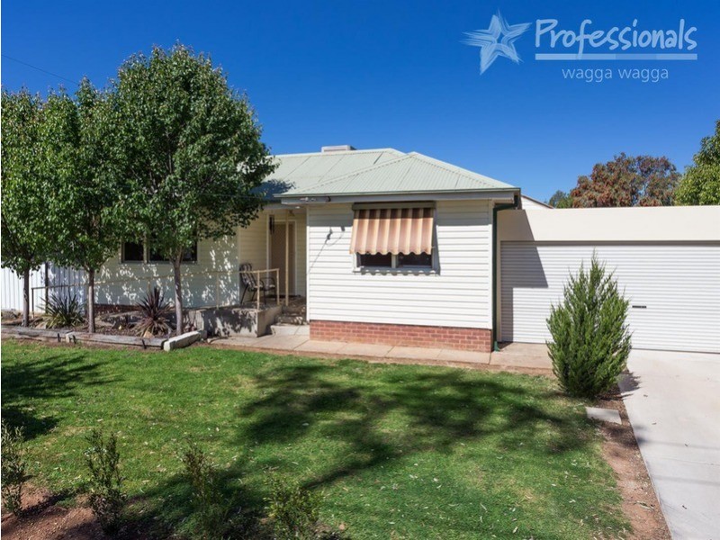 125 Bourke  Street, Mount Austin NSW 2650