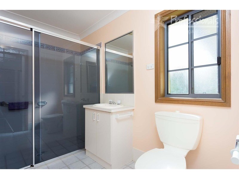 1/18 Kimberley Drive, Tatton NSW 2650