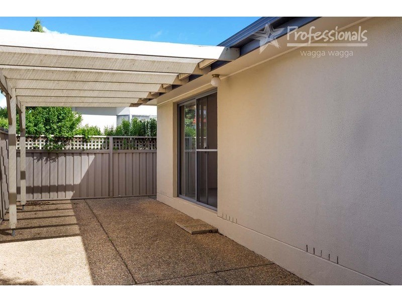 1/18 Kimberley Drive, Tatton NSW 2650