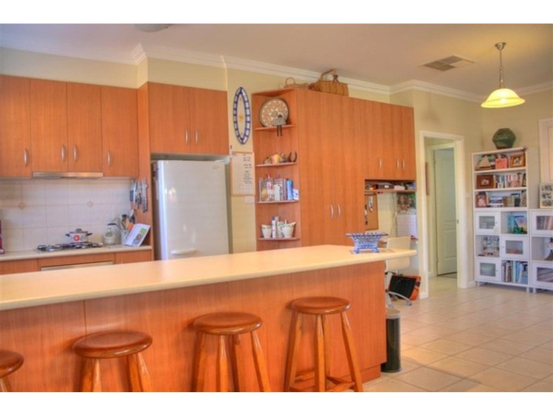 1/19 Walla Street, Glenfield Park NSW 2650