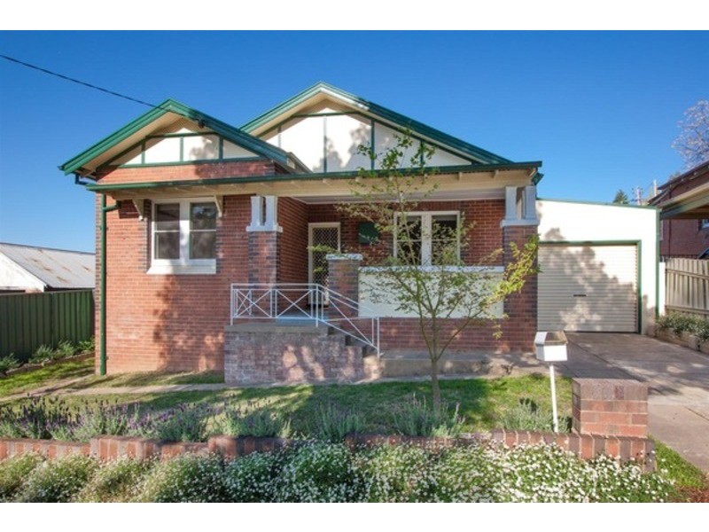 1 Young Street, Wagga Wagga NSW 2650