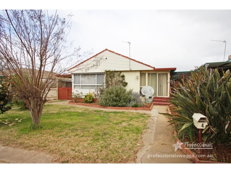 4 Bardia Street, Wagga Wagga NSW 2650