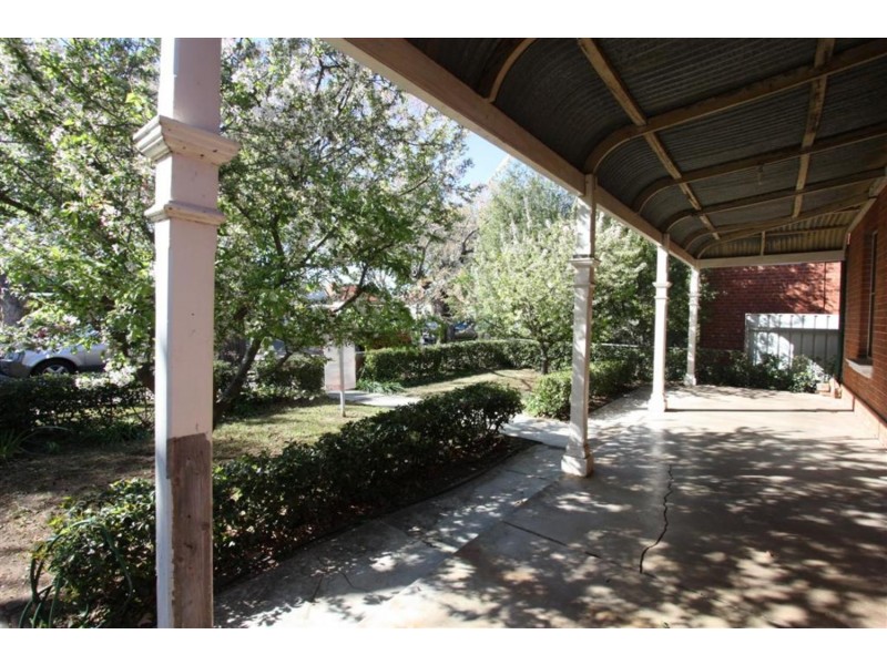 66 Best Street, Wagga Wagga NSW 2650