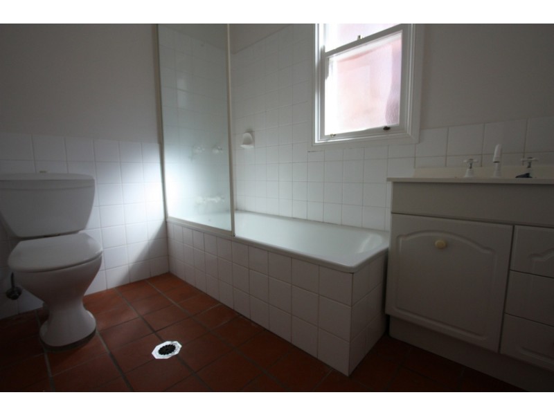 66 Best Street, Wagga Wagga NSW 2650