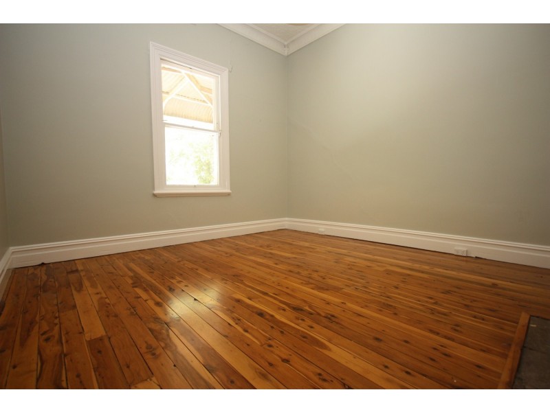 66 Best Street, Wagga Wagga NSW 2650