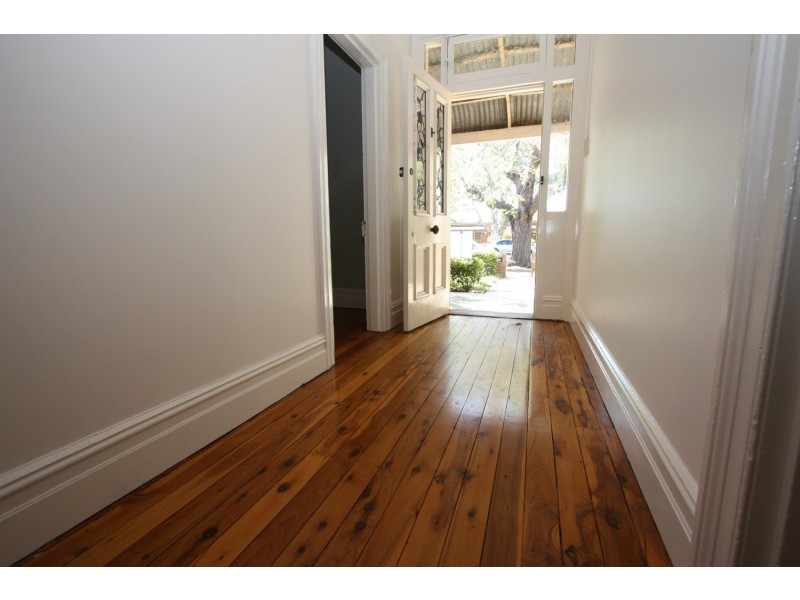 66 Best Street, Wagga Wagga NSW 2650