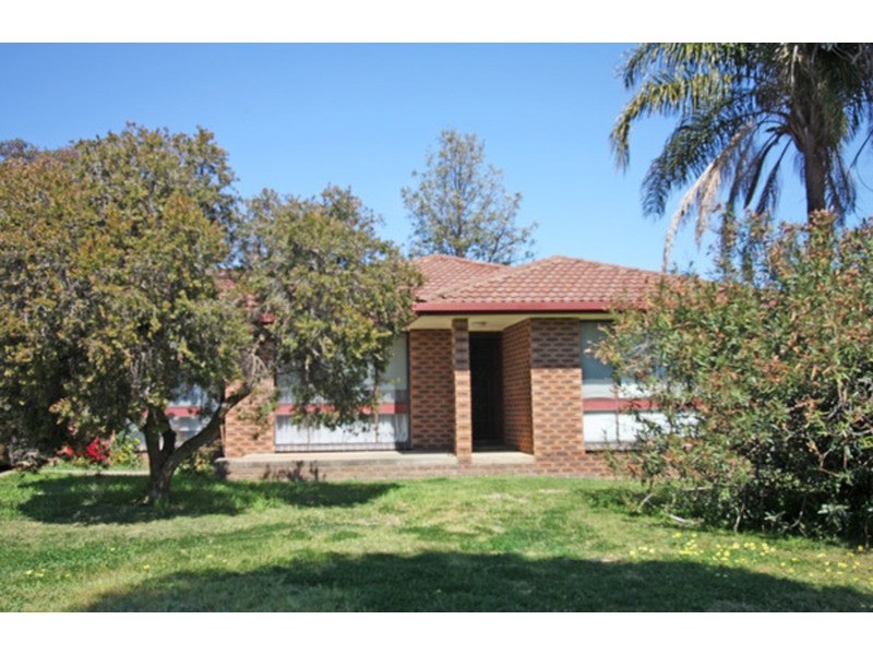 16 Wren Street, Wagga Wagga NSW 2650