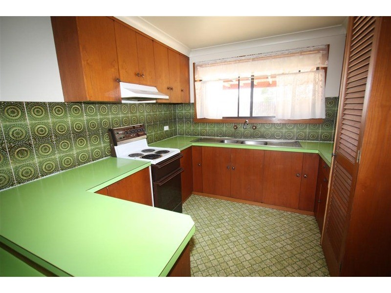 16 Wren Street, Wagga Wagga NSW 2650