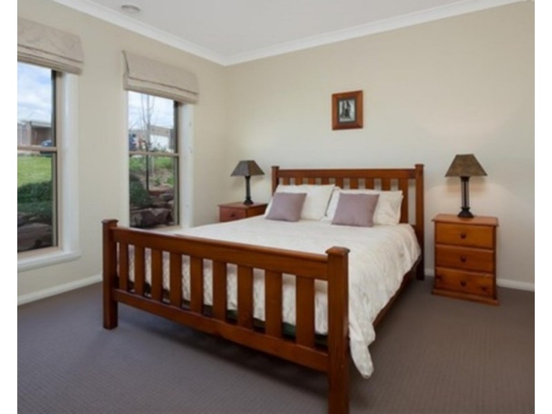 50 Kaloona Drive, Bourkelands NSW 2650