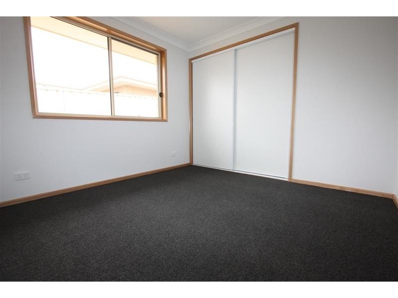 16 Samson Avenue, Wagga Wagga NSW 2650