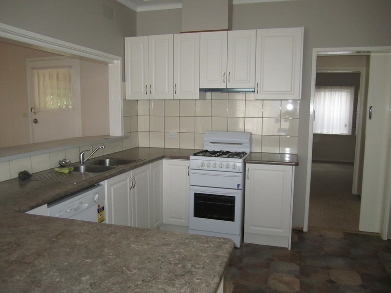 19 Marama Parade, Wagga Wagga NSW 2650