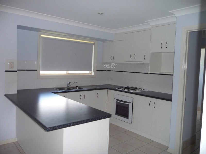 2/92 Yentoo Drive, Wagga Wagga NSW 2650