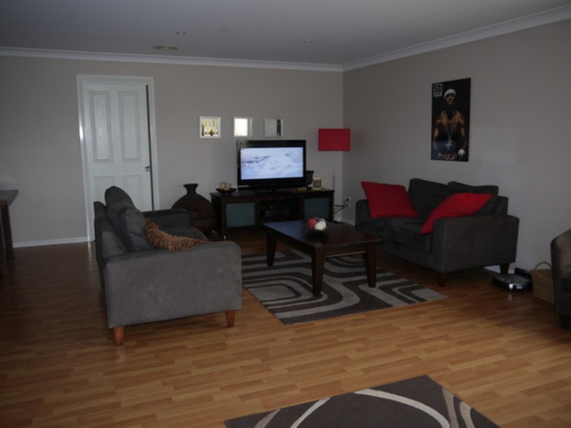 2/1 Bradfield Place, Wagga Wagga NSW 2650