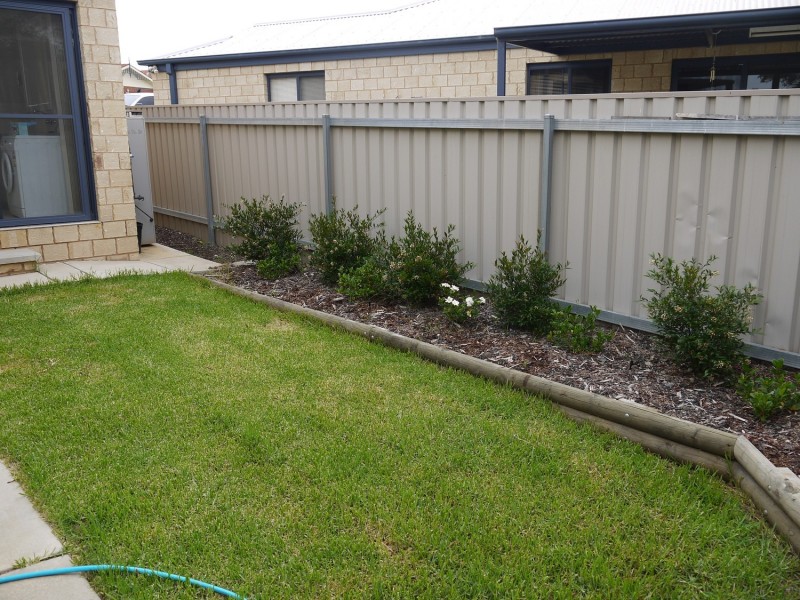2/1 Bradfield Place, Wagga Wagga NSW 2650