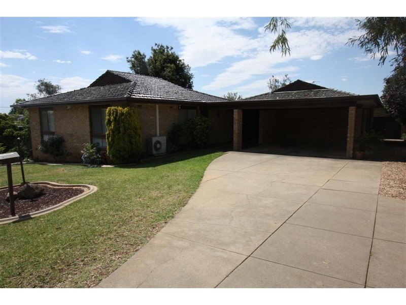 87 Leavenworth Drive, Wagga Wagga NSW 2650