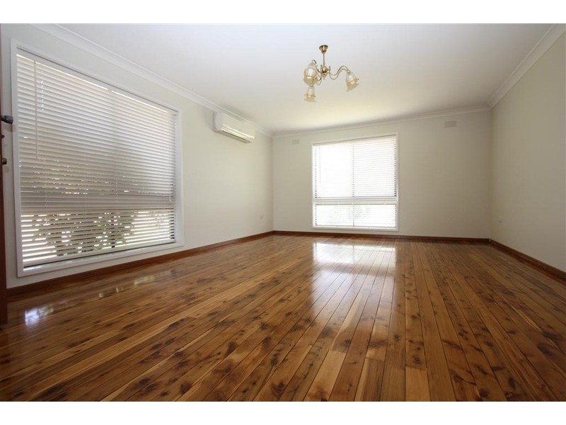 87 Leavenworth Drive, Wagga Wagga NSW 2650