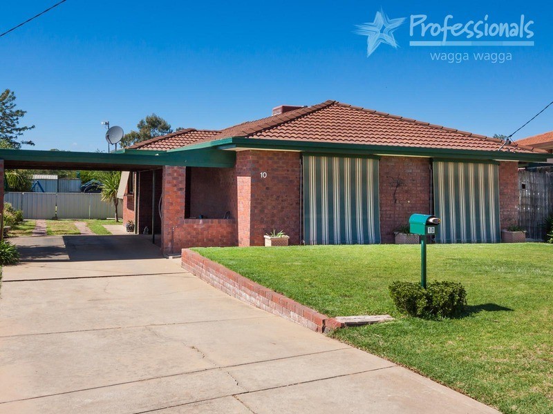 10 Clowes Place, Ashmont NSW 2650