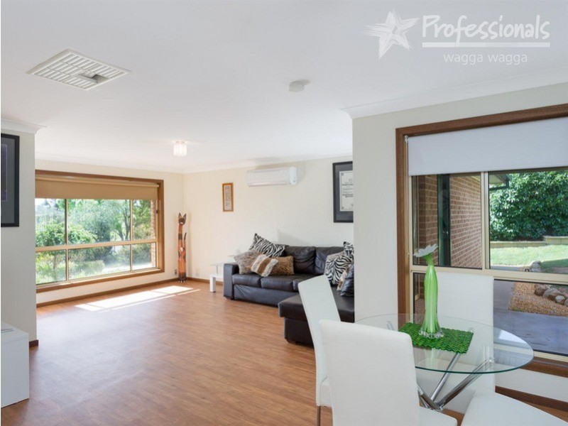 11 Wilgoma Street, Bourkelands NSW 2650