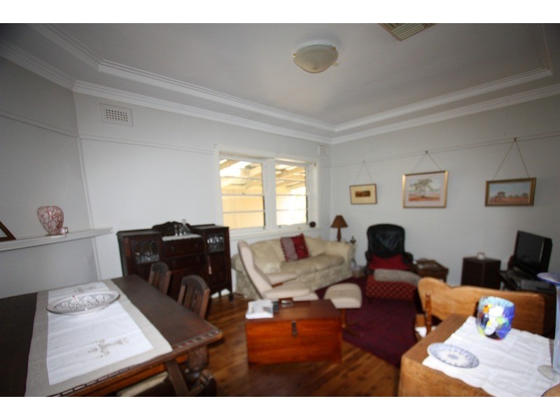 13 Urana Street, Wagga Wagga NSW 2650