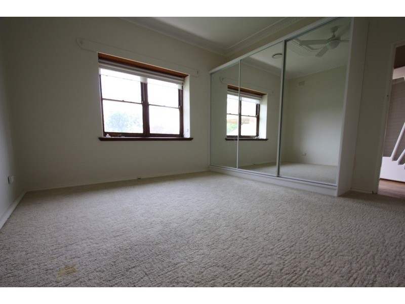 7 Docker Street, Wagga Wagga NSW 2650