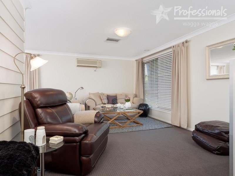 1 Missouri  Avenue, Tolland NSW 2650