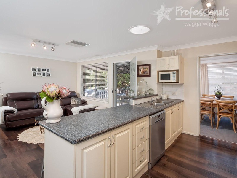 1 Missouri  Avenue, Tolland NSW 2650