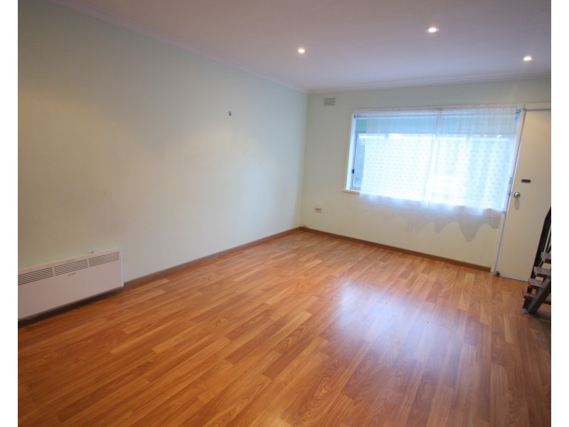 6/121 Lake Albert Road, Kooringal NSW 2650