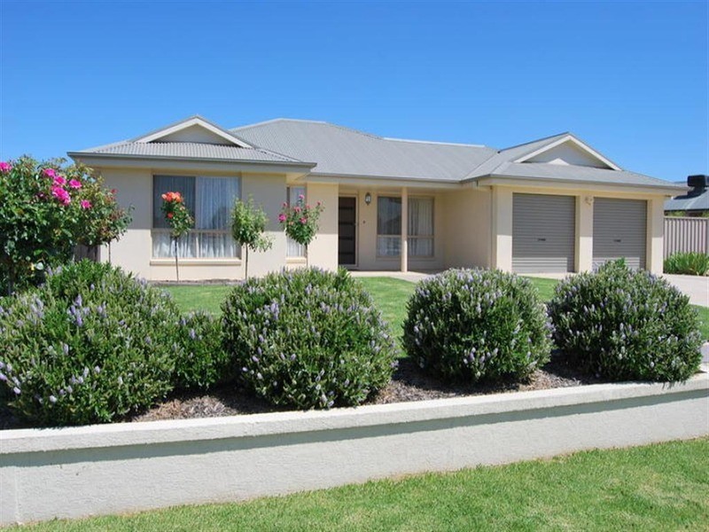 4 Wellington Avenue, Wagga Wagga NSW 2650
