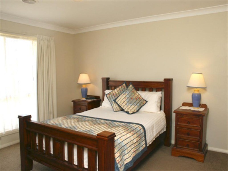 4 Wellington Avenue, Wagga Wagga NSW 2650