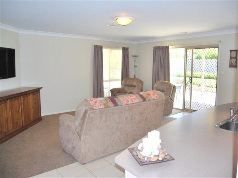 4 Wellington Avenue, Wagga Wagga NSW 2650