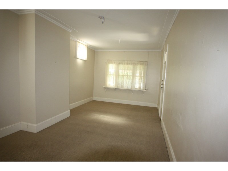 8A Sheppard  Street, Wagga Wagga NSW 2650