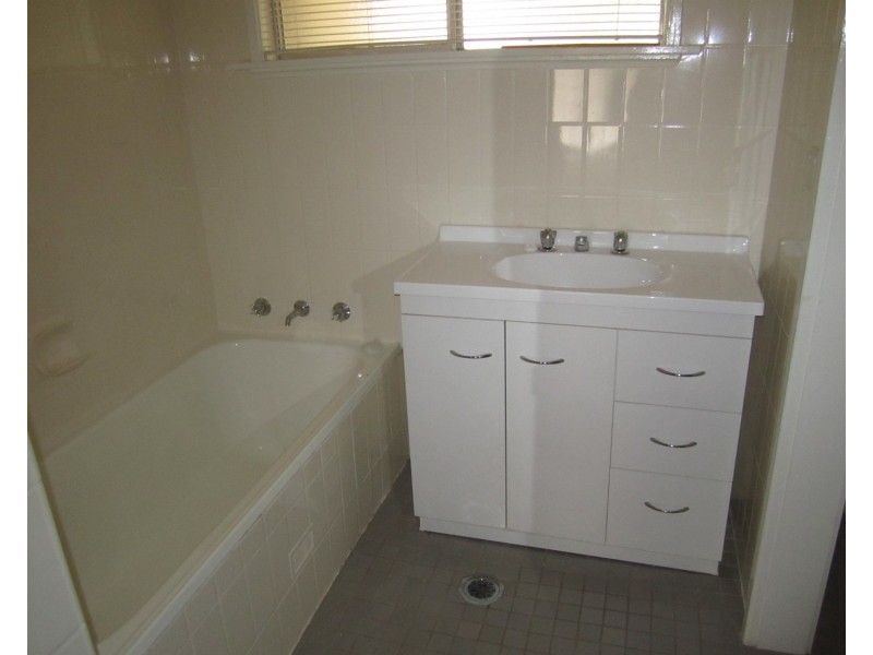 19 Marama Parade, Wagga Wagga NSW 2650