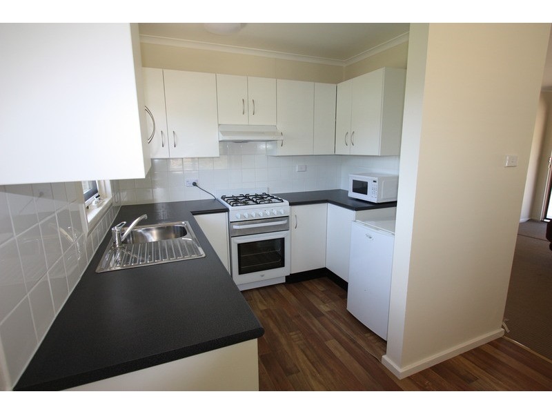 7 Flynn  Place, Wagga Wagga NSW 2650