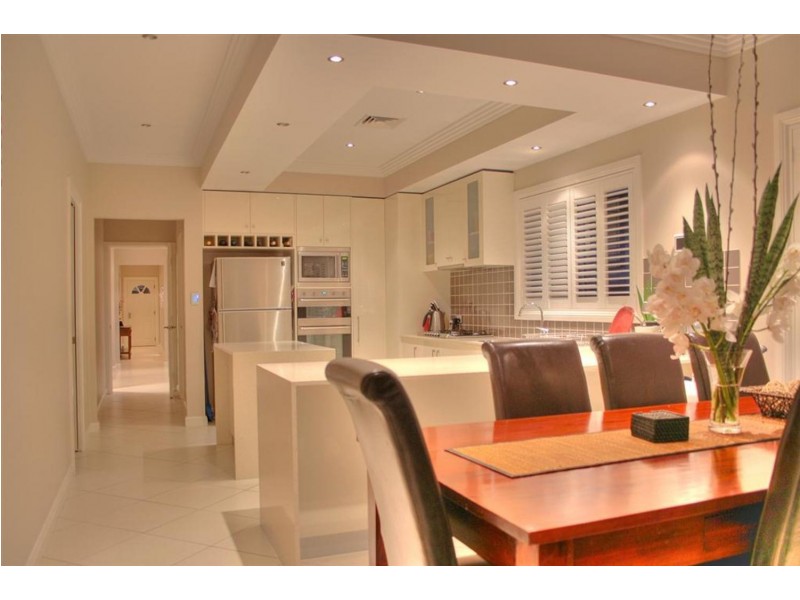 120 Tompson Street, Wagga Wagga NSW 2650