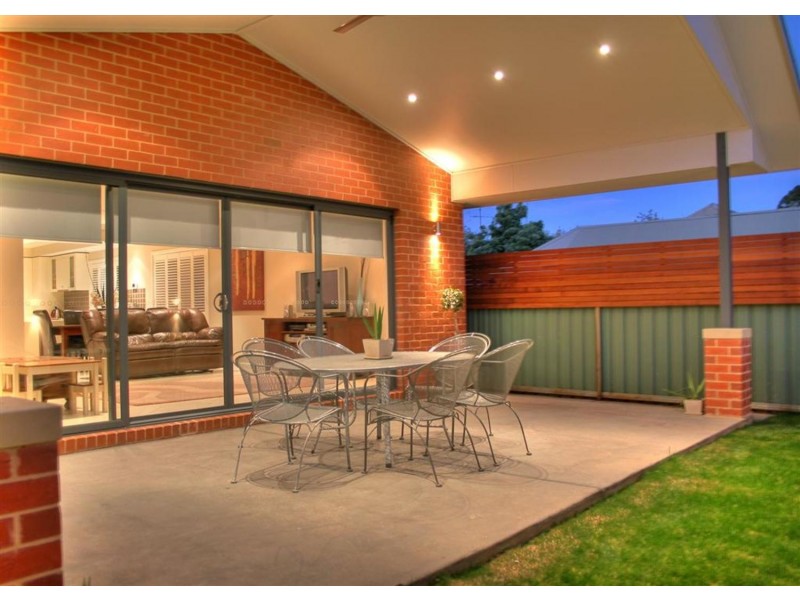 120 Tompson Street, Wagga Wagga NSW 2650