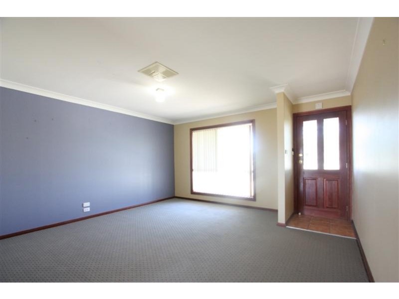 6 Bokara  Place, Wagga Wagga NSW 2650