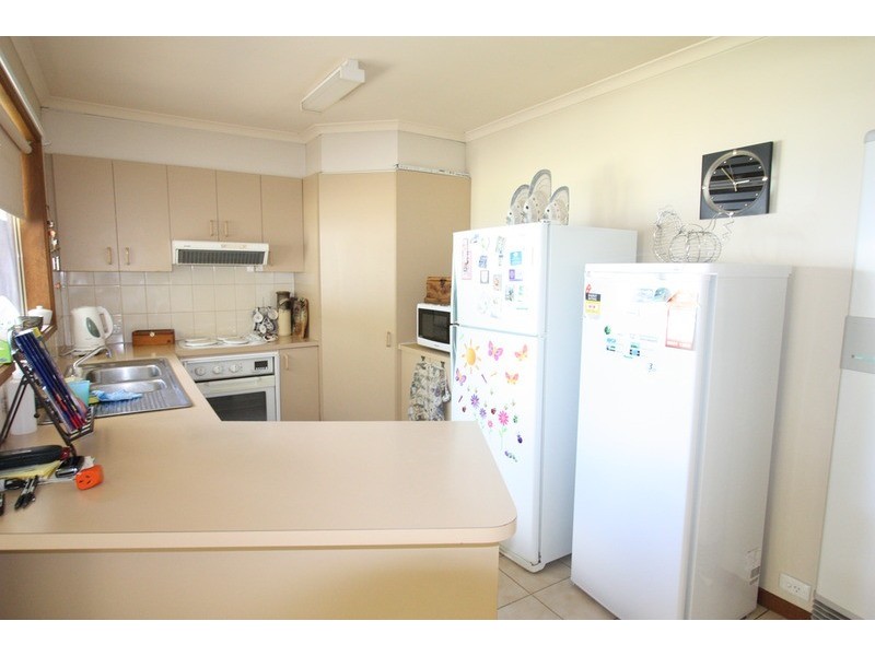 13 Malebo Place, Wagga Wagga NSW 2650