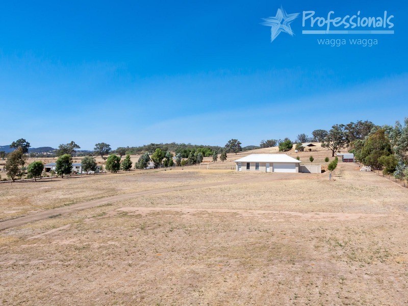 32 Willow Tree Place, Springvale NSW 2650