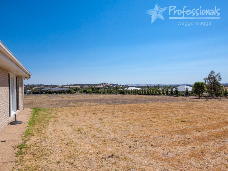 32 Willow Tree Place, Springvale NSW 2650