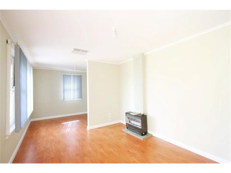 9 Hunter Street, Wagga Wagga NSW 2650