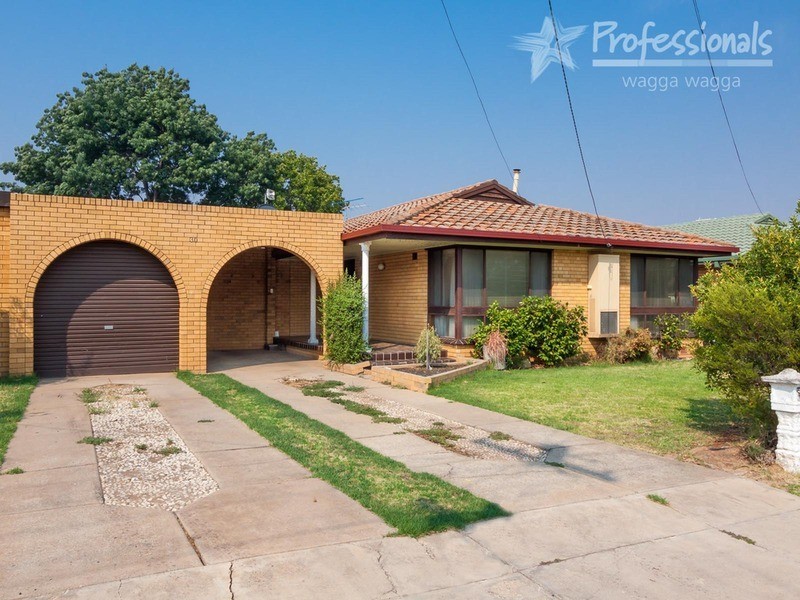 30 Geneva Crescent, Lake Albert NSW 2650