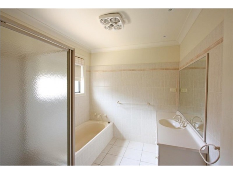 26 Stirling Boulevard, Tatton NSW 2650