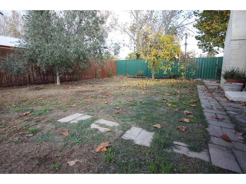 32 Travers Street, Wagga Wagga NSW 2650