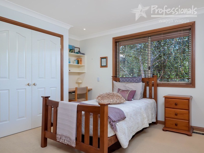 10 Patamba Street, Wagga Wagga NSW 2650