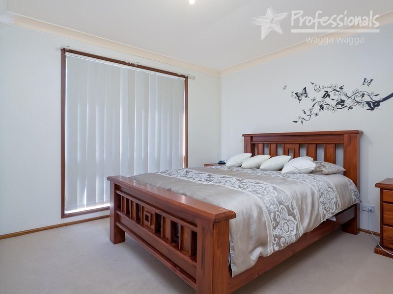 7 Simpson Avenue, Forest Hill NSW 2651