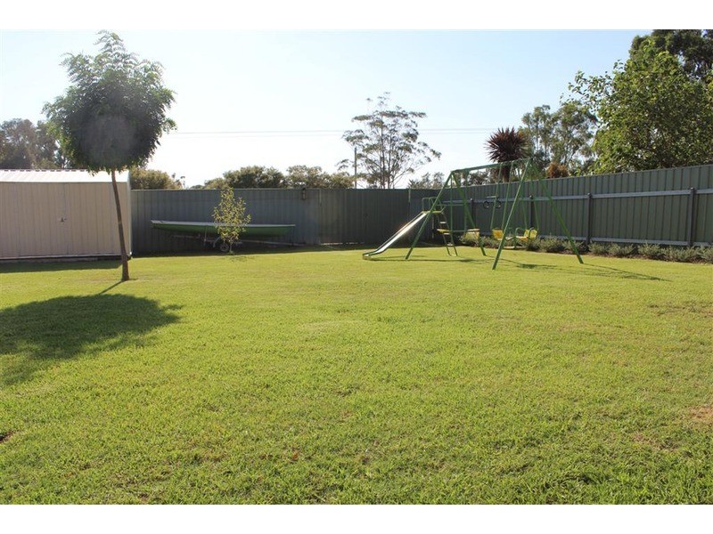 1 Goborra Street, Glenfield Park NSW 2650