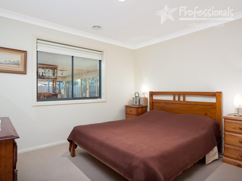 44 Doman Street, Estella NSW 2650