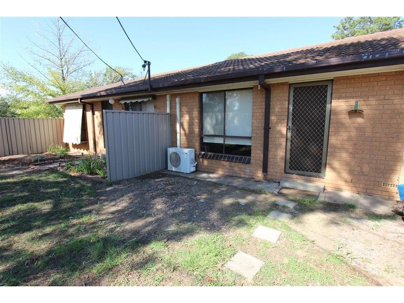2/18 Magnolia Parade, Wagga Wagga NSW 2650