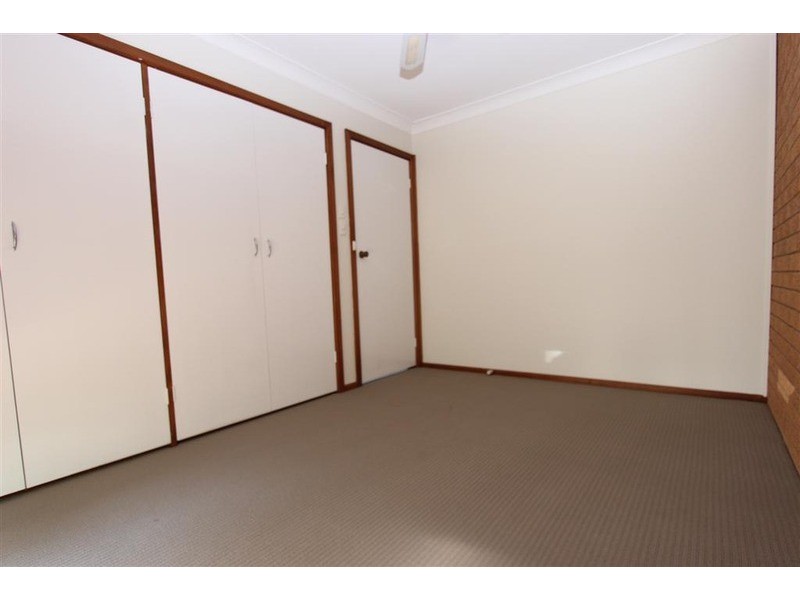 2/18 Magnolia Parade, Wagga Wagga NSW 2650