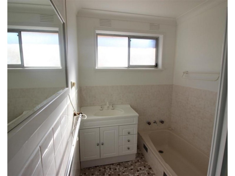 29 Marama Parade, Mount Austin NSW 2650